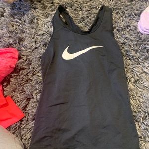 Girls nike tank top